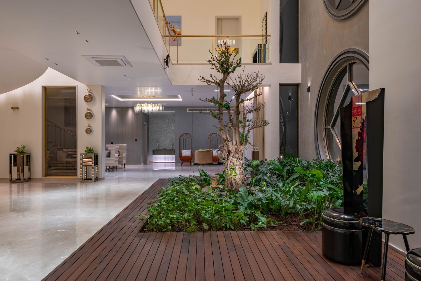 Crest Residence